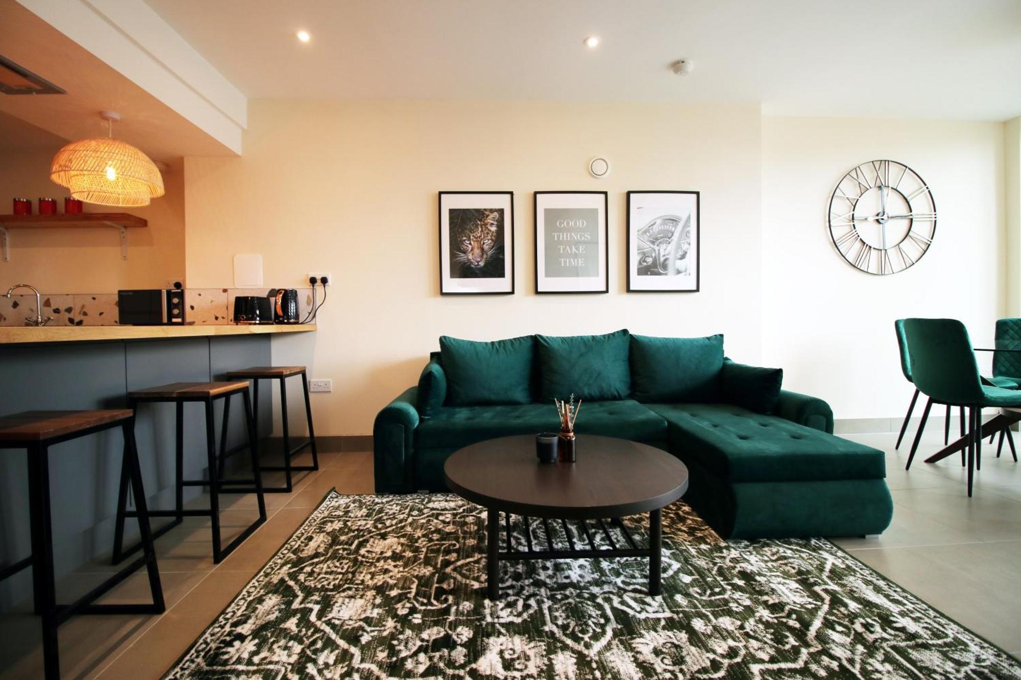 קארדיף Luxury 4 Bedroom 4 Ensuite Home In Penarth מראה חיצוני תמונה