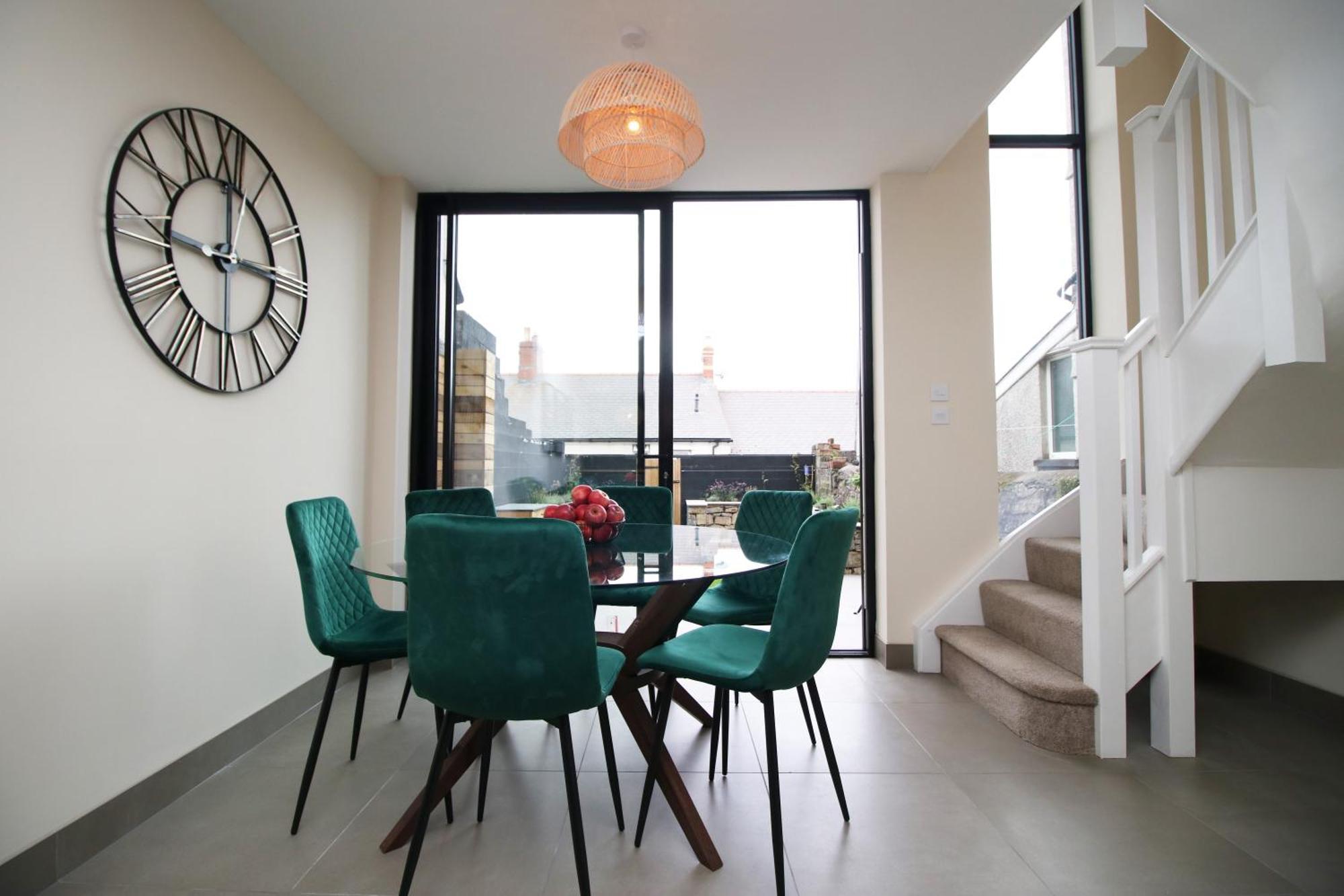 קארדיף Luxury 4 Bedroom 4 Ensuite Home In Penarth מראה חיצוני תמונה