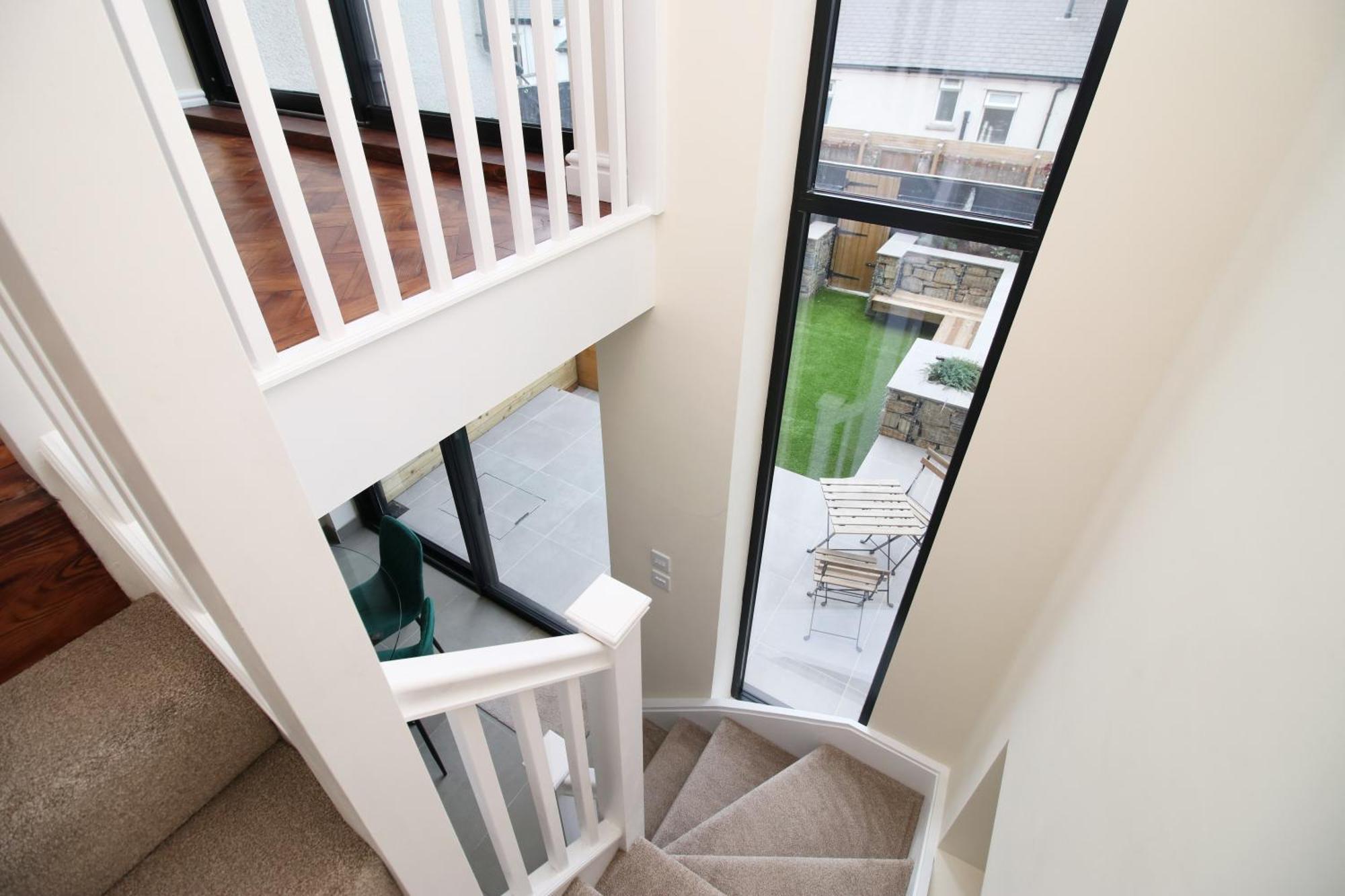 קארדיף Luxury 4 Bedroom 4 Ensuite Home In Penarth מראה חיצוני תמונה